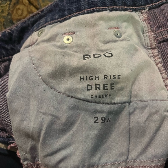 BDG JEAN SHORTS size 29 - Picture 2 of 3